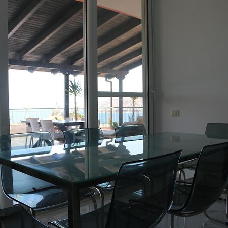 Appartamento Orange Sea View Penthouse Sarandë Esterno foto